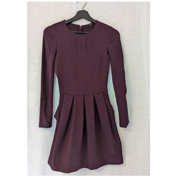 Wilfred Aritzia Burgundy/Wine color. Tartine Fit & Flare Dress Size 0 - Picture 1 of 3